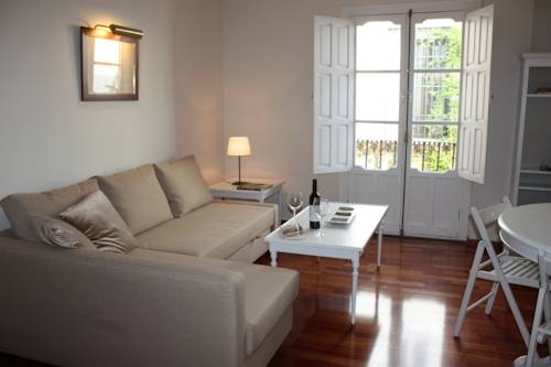 Imagen general del Apartamentos Qyq Vidrio. Foto 16