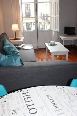 Imagen general del Apartamentos Qyq Vidrio. Foto 7