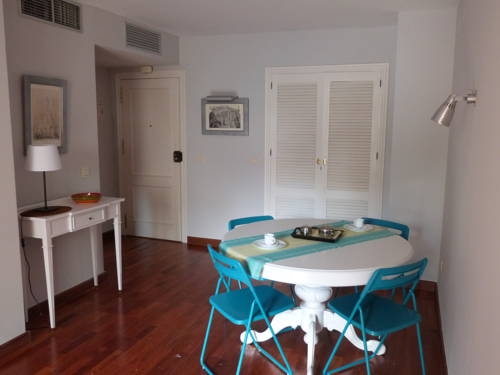 Imagen general del Apartamentos Qyq Vidrio. Foto 8