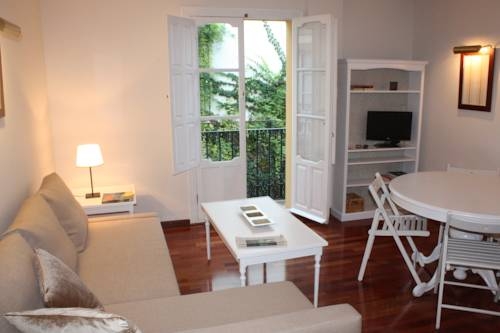 Imagen general del Apartamentos Qyq Vidrio. Foto 12