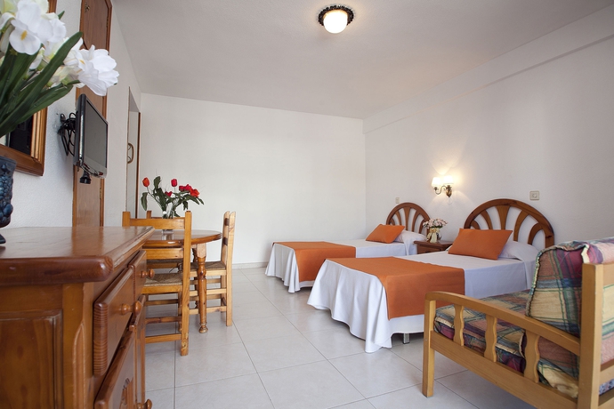 Imagen de la habitación del Apartamentos RIBERA, Benidorm Centro. Foto 9