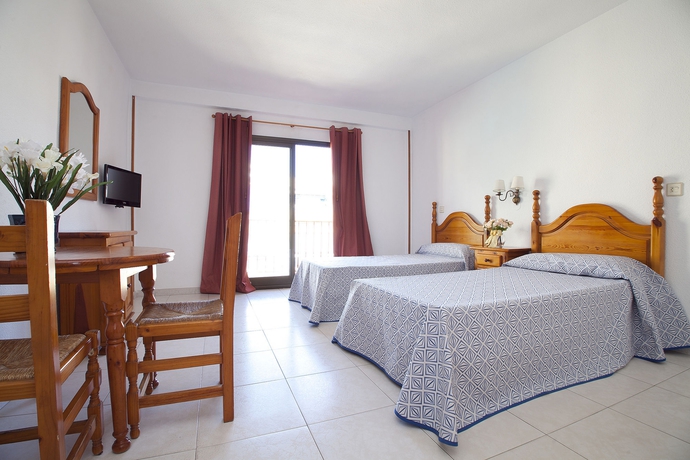 Imagen de la habitación del Apartamentos RIBERA, Benidorm Centro. Foto 11