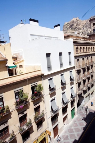 Imagen de los exteriores del Apartamentos Rafael Premium. Foto 14