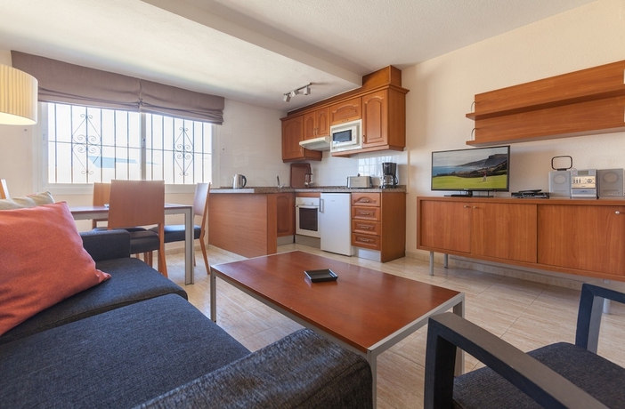 Imagen de la habitación del Apartamentos Ramada Hotel and Suites by Wyndham Costa del Sol Fuengirola. Foto 5