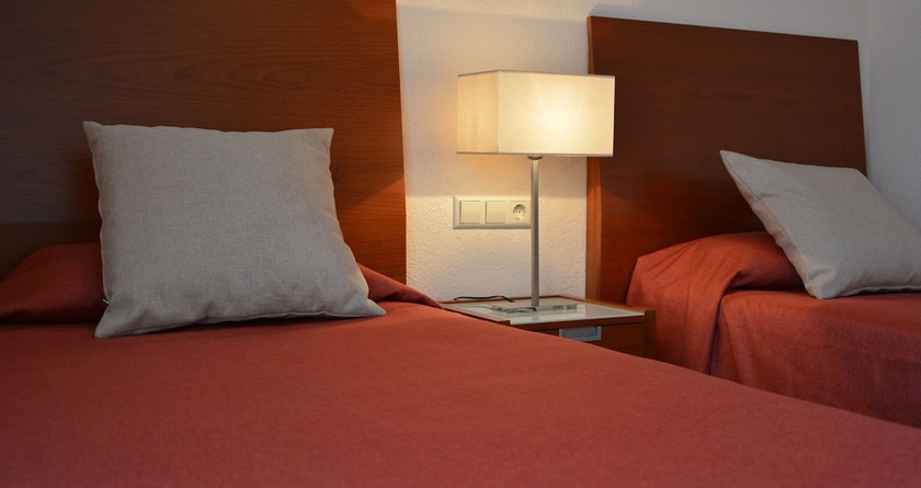 Imagen de la habitación del Apartamentos Ramada Hotel and Suites by Wyndham Costa del Sol Fuengirola. Foto 14