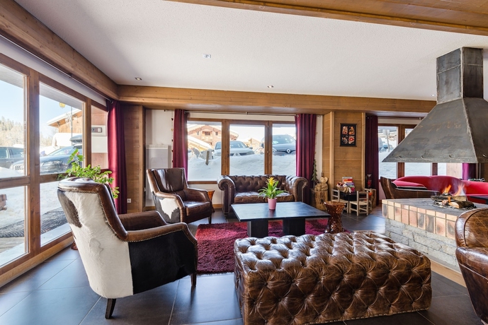 Imagen de los interiores del Apartamentos R&eacute;sidence Lagrange Vacances Les Chalets Edelweiss. Foto 12