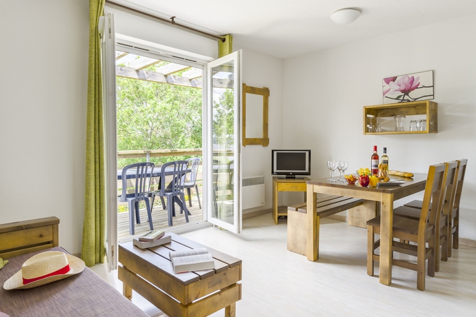 Imagen de los interiores del Apartamentos Résidence Lagrange Vacances Les Terrasses Du Lac. Foto 12