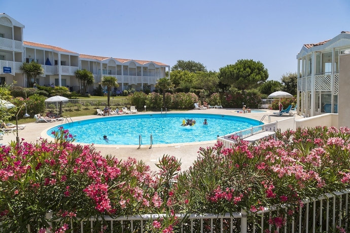 Imagen de la piscina del Apartamentos R&eacute;sidence Les Terrasses De Fort Boyard. Foto 19