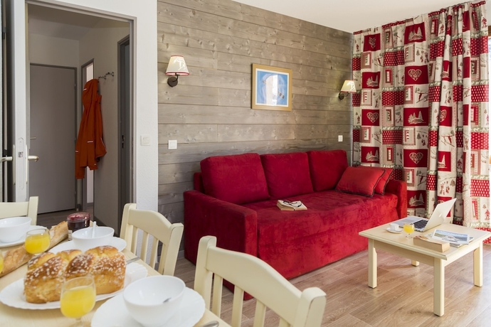 Imagen de los interiores del Apartamentos R&eacute;sidence Odalys Les Lumi&egrave;res De Neige. Foto 17