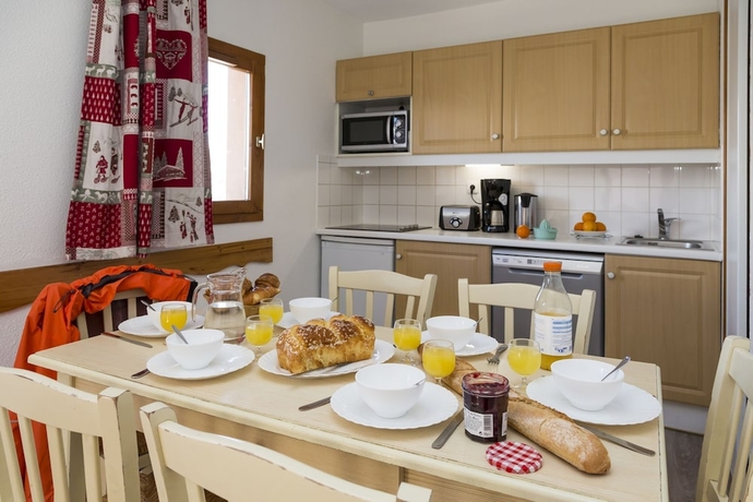 Imagen de la habitación del Apartamentos R&eacute;sidence Odalys Les Lumi&egrave;res De Neige. Foto 15