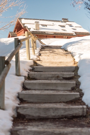 Imagen de los exteriores del Apartamentos R&eacute;sidence Pierre and Vacances Premium Les Fermes De M&eacute;ribel. Foto 16