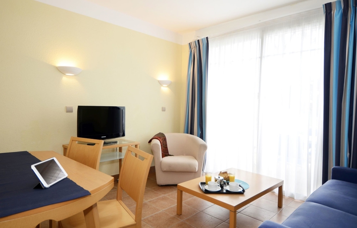 Imagen de la habitación del Apartamentos R&eacute;sidence Prestige Odalys Les Greens Du Bassin. Foto 10