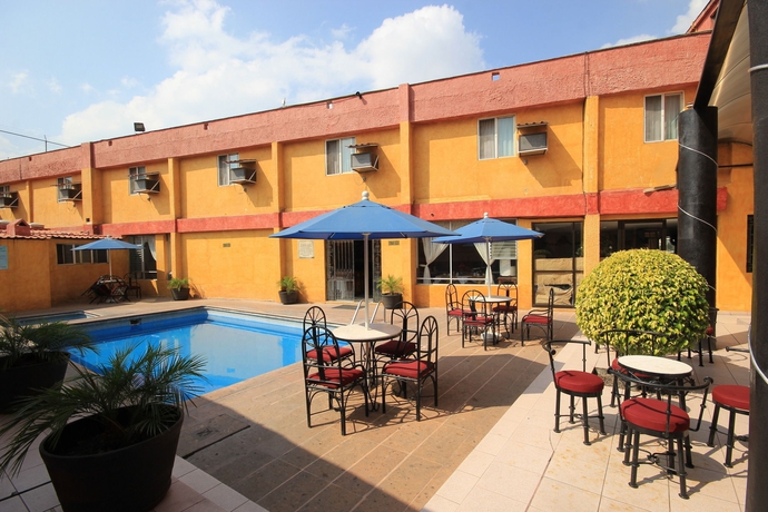 Imagen de la piscina del Apartamentos Real De Minas Inn Hotel, Queretaro. Foto 13