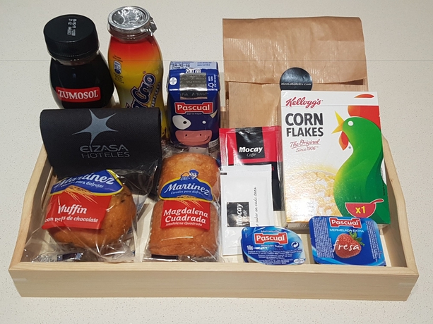 Imagen del bar/restaurante del Apartamentos Real Lleida, Lleida. Foto 2