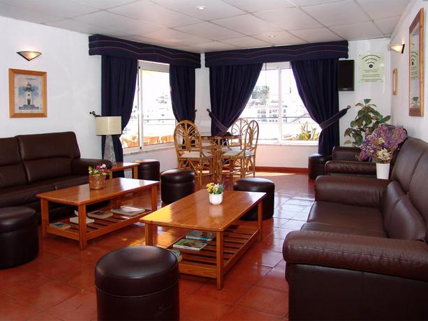 Imagen general del Apartamentos Regina, Albufeira. Foto 8