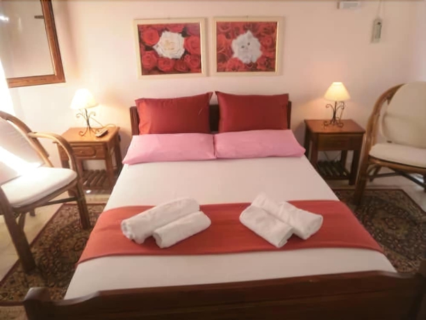 Imagen de la habitación del Apartamentos Regina Hotel. Foto 8