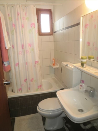 Imagen de la habitación del Apartamentos Regina Hotel. Foto 16