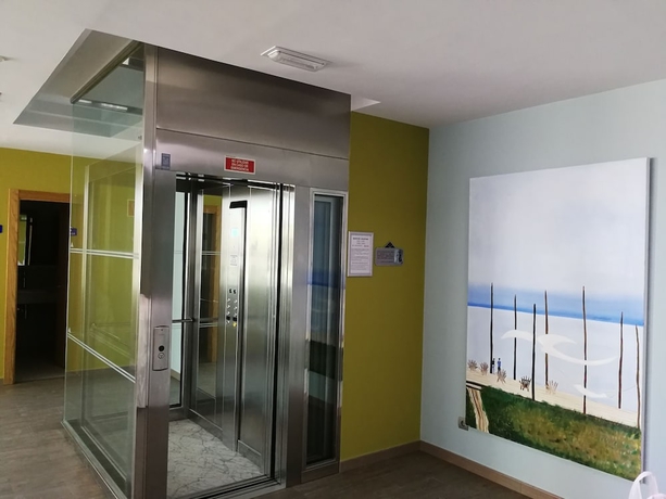 Imagen de los interiores del Apartamentos Regollera. Foto 19