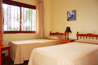 Imagen de la habitación del Apartamentos Reinasol. Foto 2