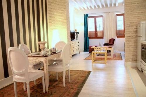 Imagen general del Apartamentos Relator Singular. Foto 16