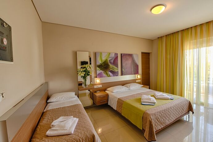 Imagen general del Apartamentos Relax Hotel, Paleochora. Foto 5