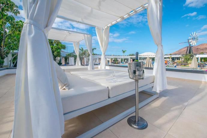 Imagen general del Apartamentos Relaxia Lanzasur Club. Foto 13