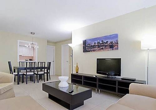 Imagen general del Apartamentos Rent4Days Sants. Foto 3