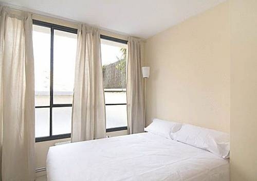 Imagen general del Apartamentos Rent4Days Sants. Foto 6