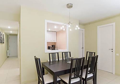 Imagen general del Apartamentos Rent4Days Sants. Foto 9