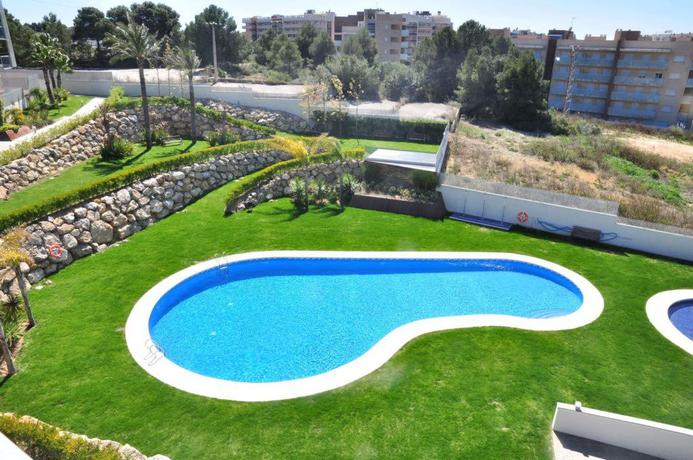 Imagen de la piscina del Apartamentos Rentalmar Families Paradise Village. Foto 16