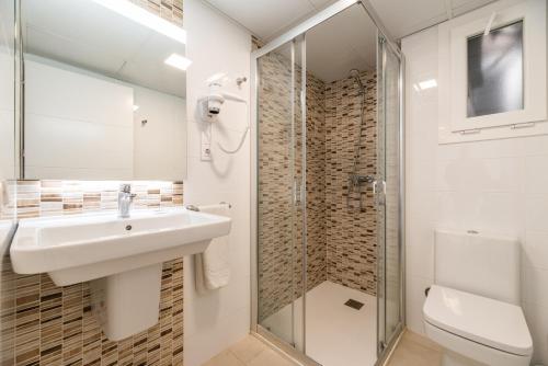 Imagen general del Apartamentos Rentalmar Navarra family suites. Foto 5