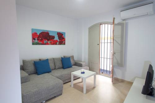 Imagen de la habitación del Apartamentos Reservaloen Plaza del Salvador. Foto 6