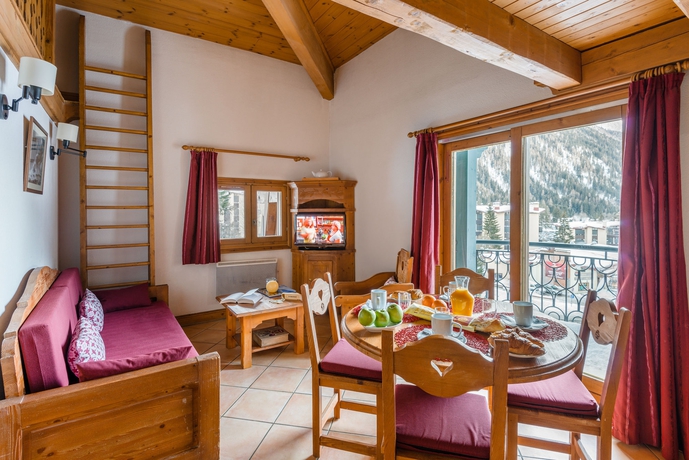 Imagen de los interiores del Apartamentos Residence Lagrange Vacances Le Cristal D'argentière. Foto 10