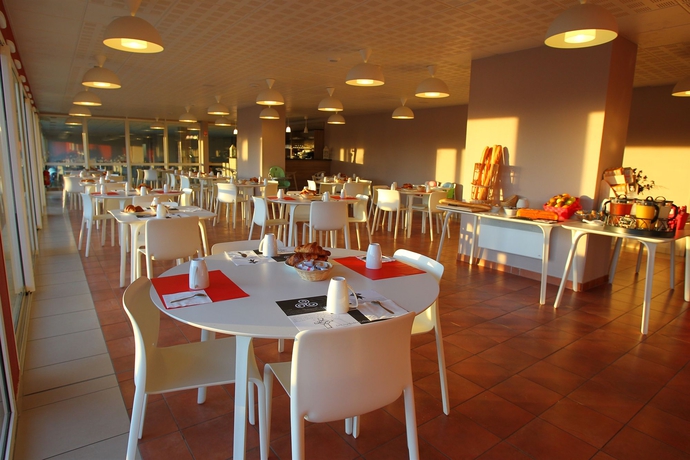 Imagen del bar/restaurante del Apartamentos Residence Le Domaine Du Mont - Vacanc&eacute;ole. Foto 4
