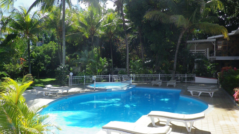 Imagen de la piscina del Apartamentos Residence Villas Mont Choisy. Foto 6