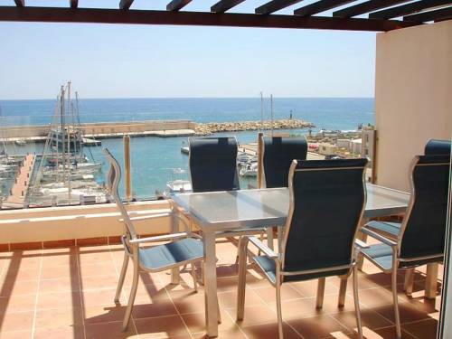 Imagen de la habitación del Apartamentos Residencial Marina De Port. Foto 12