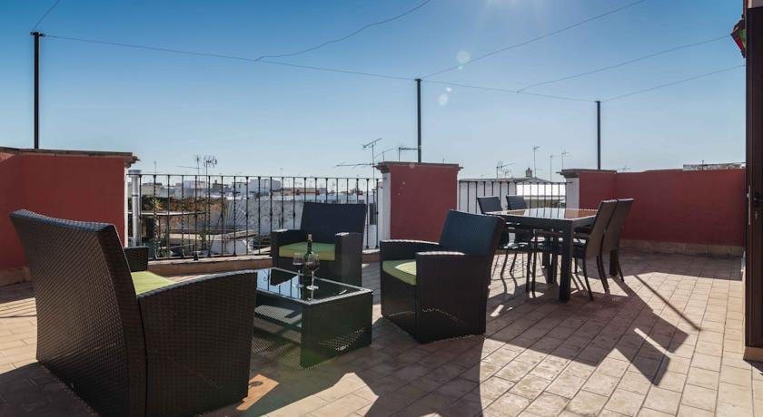 Imagen general del Apartamentos Rey De Sevilla. Foto 3