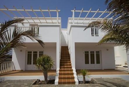 Imagen de los exteriores del Apartamentos Reyes. Foto 7