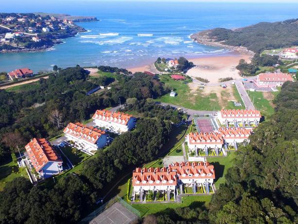 Imagen general del Apartamentos Ria de Ajo. Foto 17