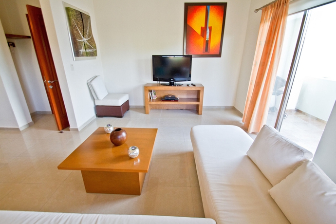 Imagen de la habitación del Apartamentos Riviera Maya Suites. Foto 7