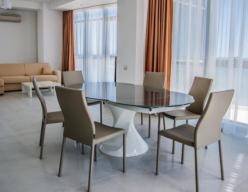 Imagen general del Apartamentos Riviera Residence, Constanta. Foto 14