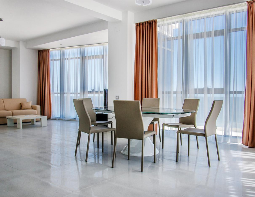 Imagen general del Apartamentos Riviera Residence, Constanta. Foto 19