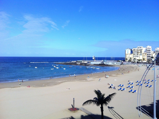 Imagen de los exteriores del Apartamentos Rk Luz Playa Suites. Foto 11