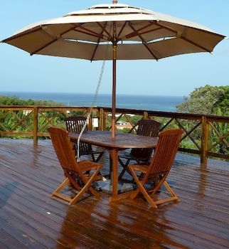 Imagen de los exteriores del Apartamentos Roatan Bed and Breakfast. Foto 9