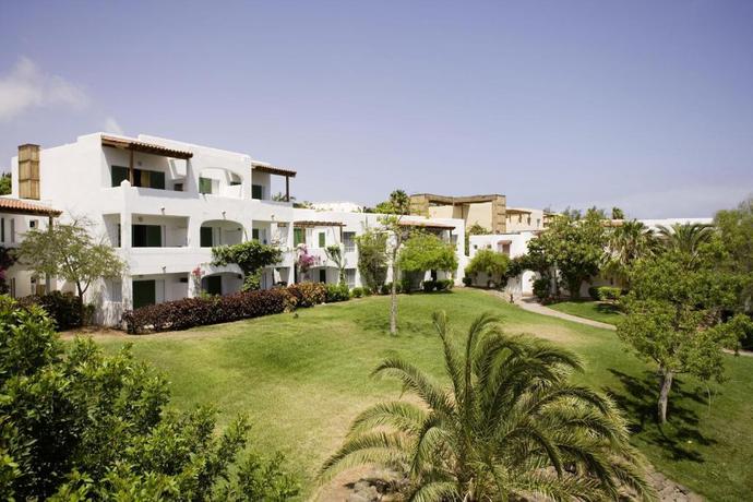 Imagen general del Apartamentos Robinson Esquinzo Playa - All Inclusive. Foto 15