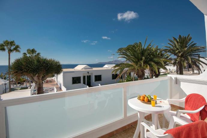 Imagen general del Apartamentos Rocas Blancas. Foto 9