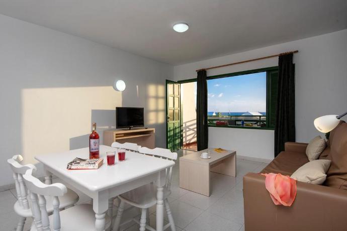 Imagen general del Apartamentos Rocas Blancas. Foto 14