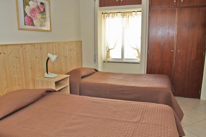Imagen de la habitación del Apartamentos Rocha Praia Mar. Foto 2
