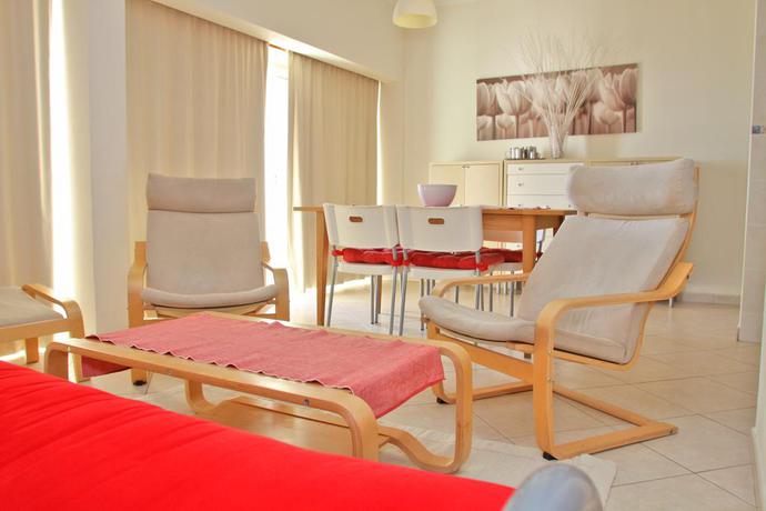 Imagen de los interiores del Apartamentos Rocha Praia Mar. Foto 6