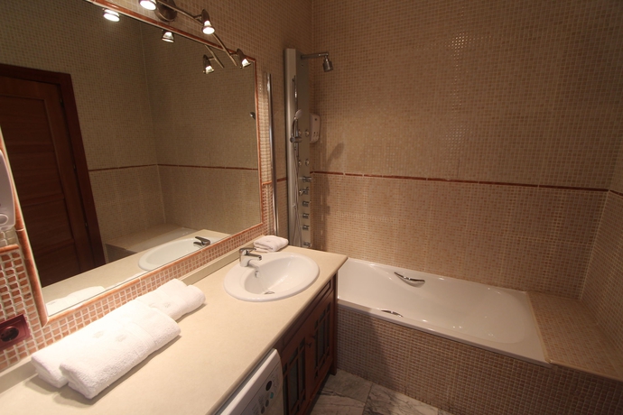 Imagen de la habitación del Apartamentos Roisa Centro. Foto 9